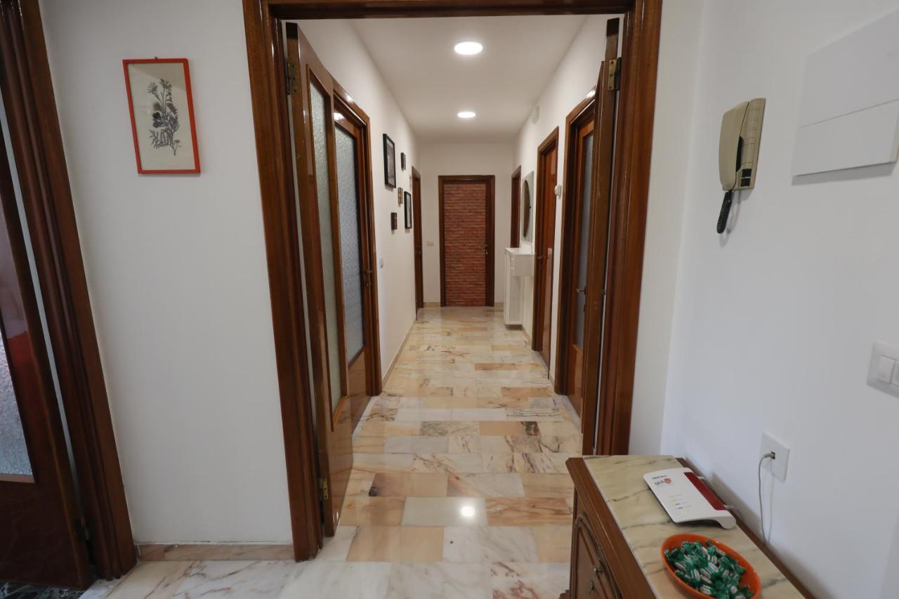 B&B 814 Фермо Екстериор снимка